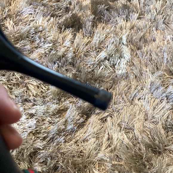 AUTHENTIC GUCCI Sandal US 7 - Picture 7 of 14